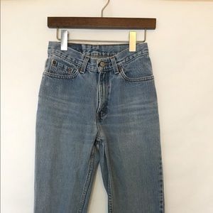 Vintage Levi 512 mom jeans!